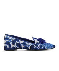 The Starfinch 15 Tassel - Empire Blue Teatime Embroidery